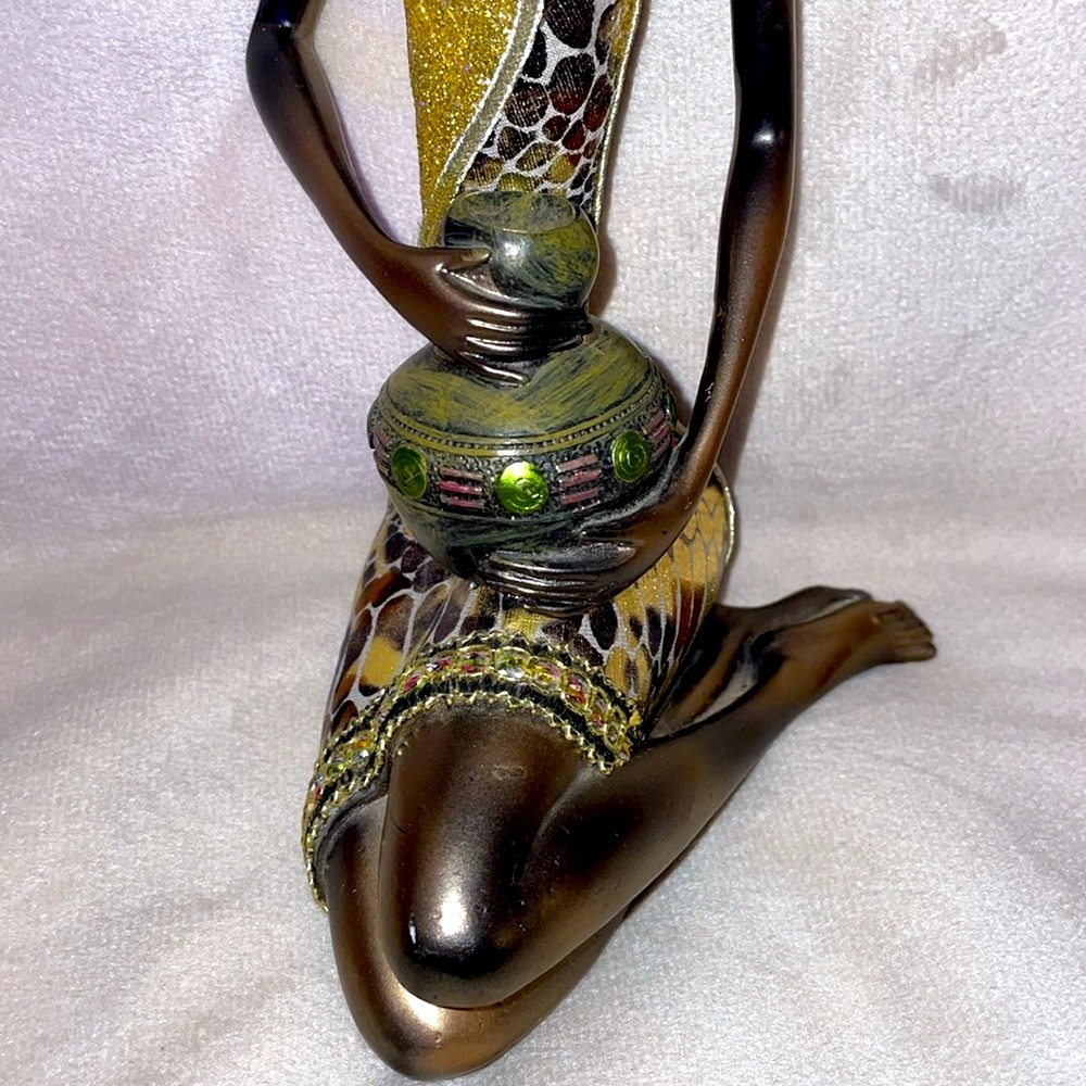 Elegant Bronze & Gold Women Figurine - Picture 7 of 7